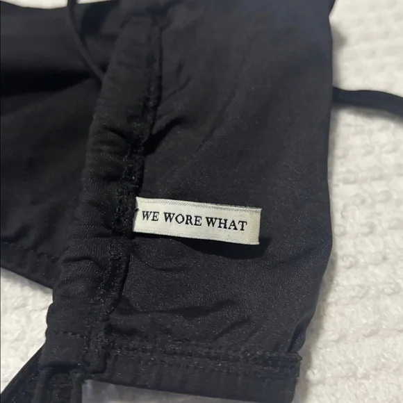 WeWoreWhat Black Ruched bikini top xs - Picture 2 of 3